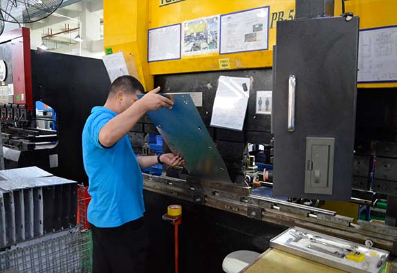 香洲區(qū)鈑金加工廠 如何選擇折彎系數(shù)